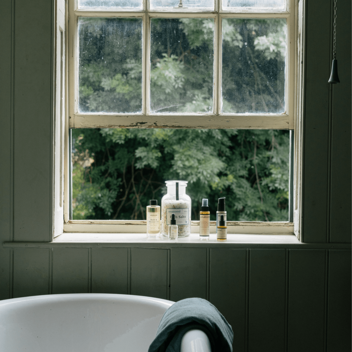 anatomē Bath & Shower Oil Somali Frankincense